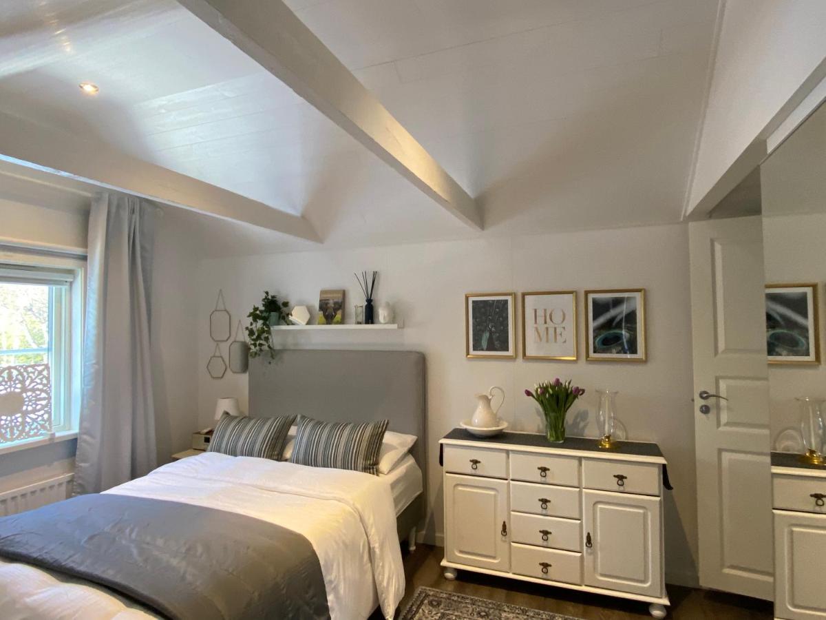 Carpe Diem Guest Cottage เอิสท์ฮัมมาร์ ภายนอก รูปภาพ